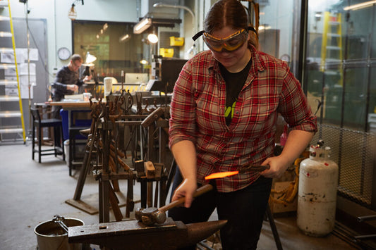 Episode 94: Forged in fire, quenched in oil. With Stephanie Aiuto