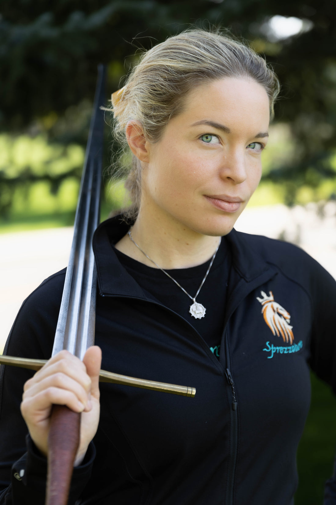Episode 204: Staying Fit for Fencing, with Dr. Elizabeth Scott